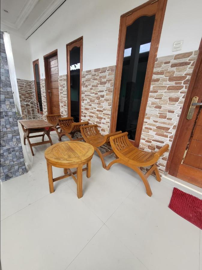 Coral Paradise Apartment กีลีตราวางัน ภายนอก รูปภาพ