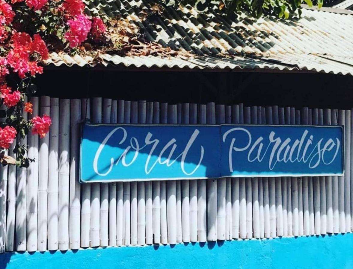 Coral Paradise Apartment กีลีตราวางัน ภายนอก รูปภาพ